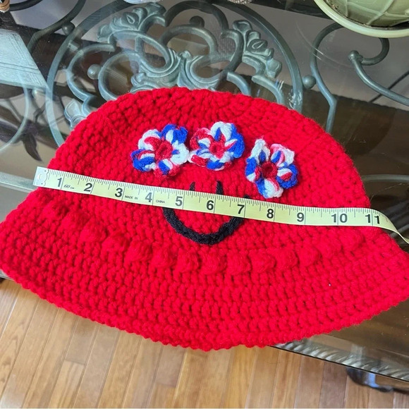 Handmade 4th‎ of July Women’s Red White & Blue Crochet Bucket Hat Size:21-22 - Picture 5 of 11